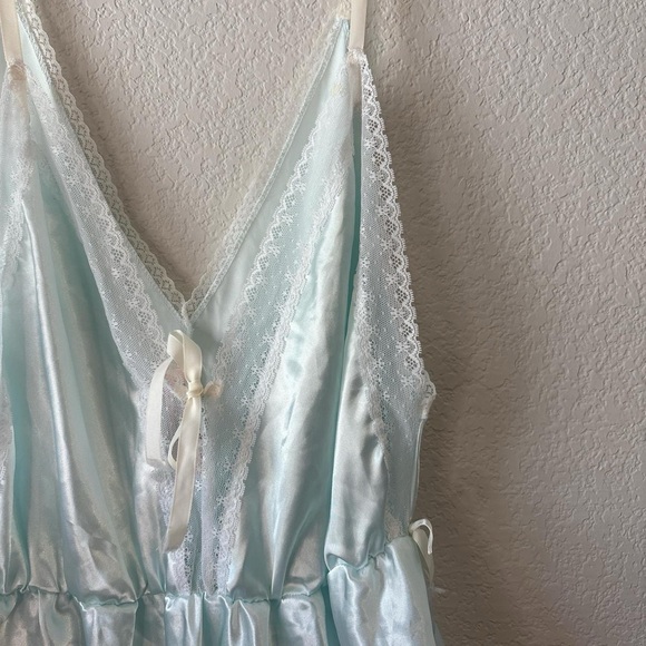 Elegant Light Blue Women's Satin and lace Romper - Picture 2 of 7